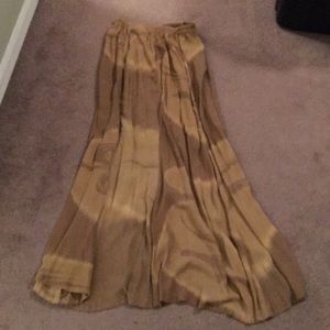 Flowy tan long skirt